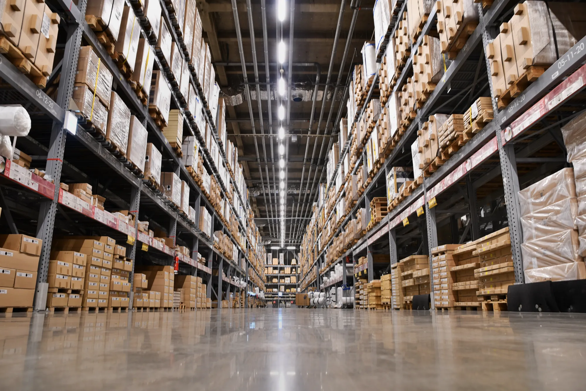 Empowering Efficient 2PL Logistics Warehouse Fulfillment Providers